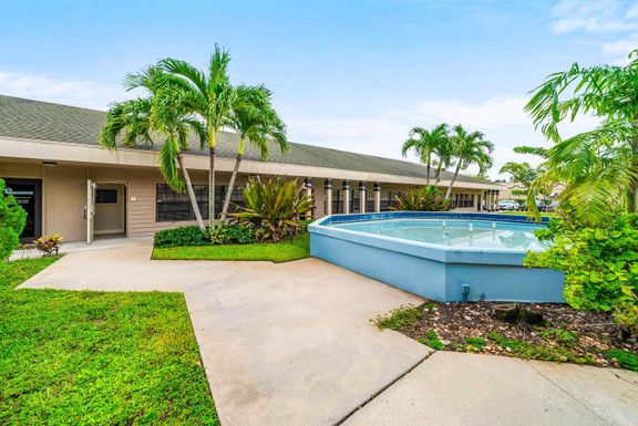5341 Atlantic 304, Delray Beach, FL 33484