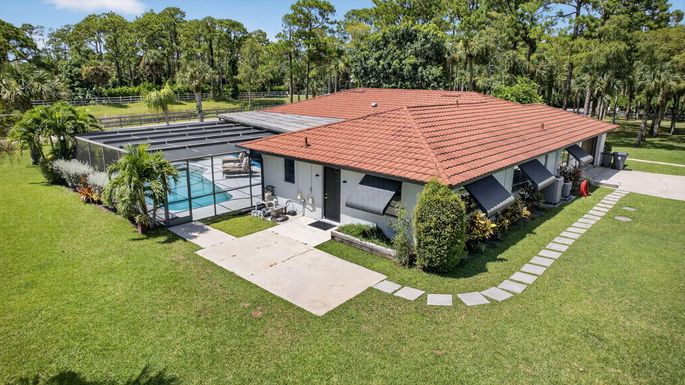 17218 Shetland, Loxahatchee, FL 33470