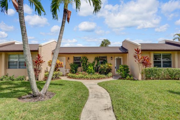 239 Lake Meryl, West Palm Beach, FL 33411