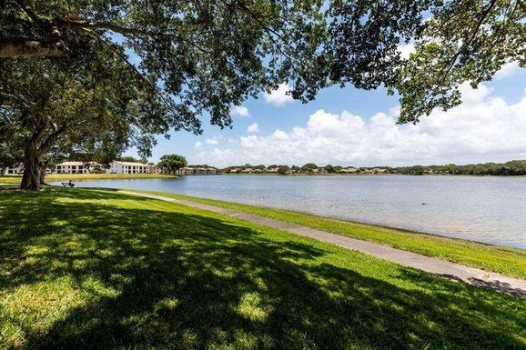 3375 Jaywood, Boca Raton, FL 33431