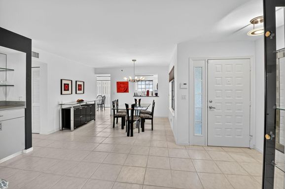 15718 Loch Maree 5601, Delray Beach, FL 33446