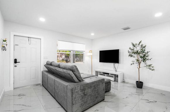 3837 16th, Pompano Beach, FL 33064