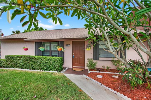 2285 Ida, West Palm Beach, FL 33415