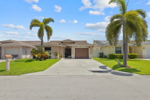 116 Amanda, Palm Springs, FL 33461