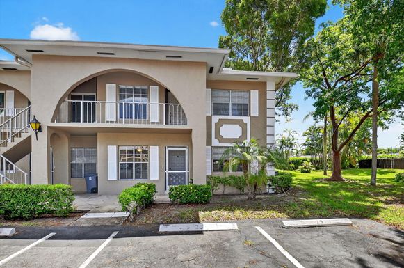 13682 Via Flora, Delray Beach, FL 33484