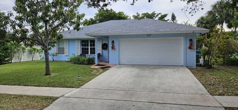 946 Julia Heights, Lantana, FL 33462