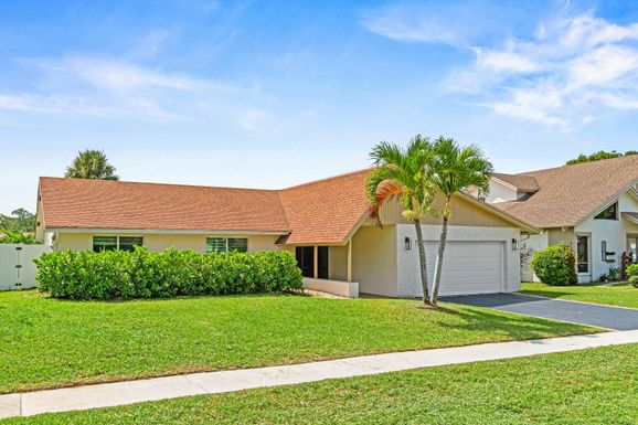 11372 Little Bear, Boca Raton, FL 33428