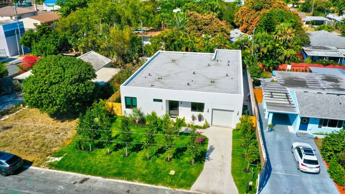 369 Orange, West Palm Beach, FL 33405