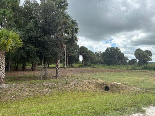 19268 284th, Okeechobee, FL 34972