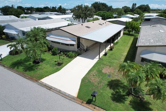 630 Periwinkle, Barefoot Bay, FL 32976