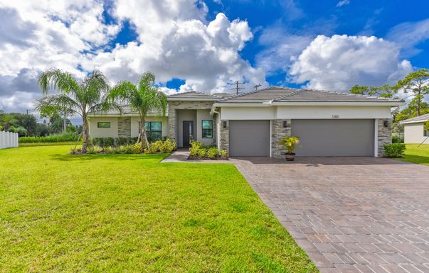 1380 Lago, Palm City, FL 34990