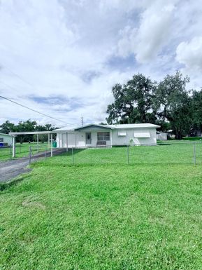 803 13th, Okeechobee, FL 34974