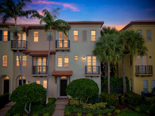 52 Via Floresta, Boca Raton, FL 33487