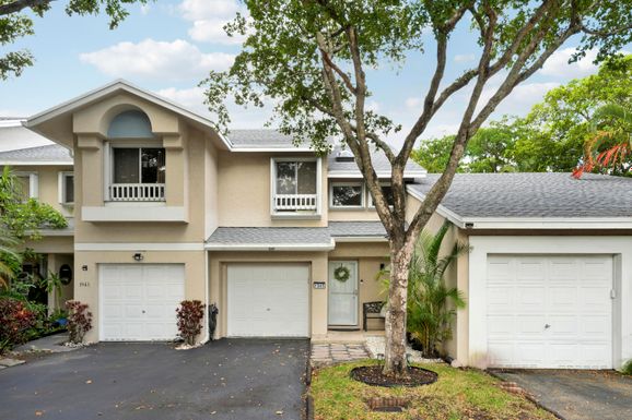 1945 Discovery, Deerfield Beach, FL 33442