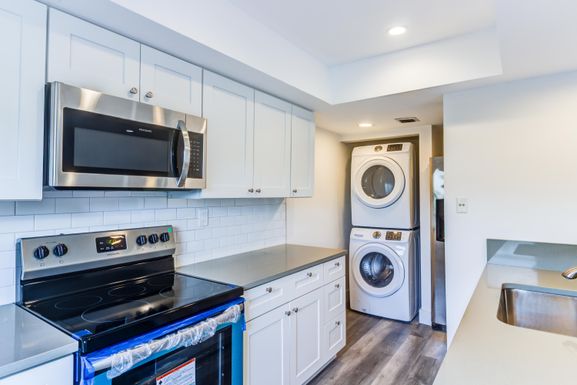 9137 38th, Coral Springs, FL 33065