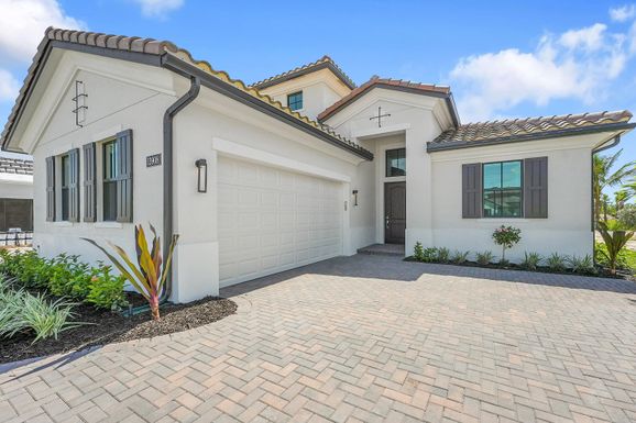 13908 Vivant, Palm Beach Gardens, FL 33412