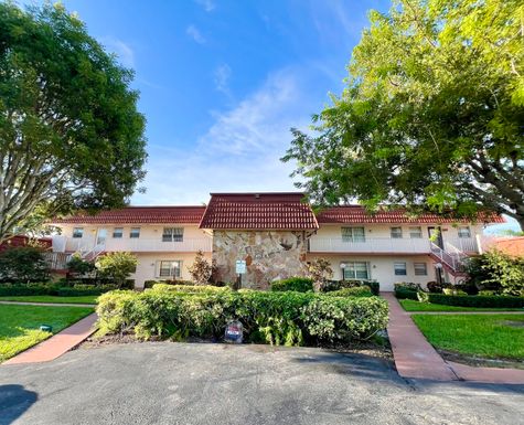 12008 Poinciana, Royal Palm Beach, FL 33411