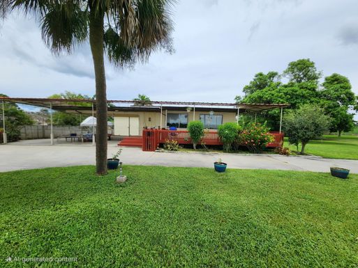 2727 Bacom Point, Pahokee, FL 33476