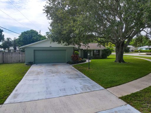 7190 Hobe, Hobe Sound, FL 33455
