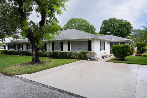 10148 40th, Boynton Beach, FL 33436