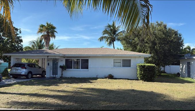 215 Evergreen, Lake Park, FL 33403