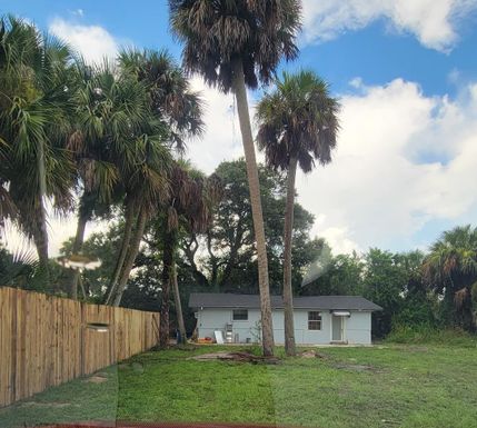 5728 St Lucie, Fort Pierce, FL 34950