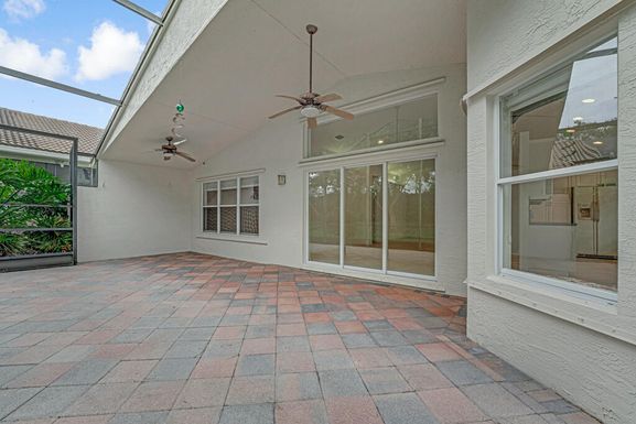 8761 Arbor Walk, Lake Worth, FL 33467