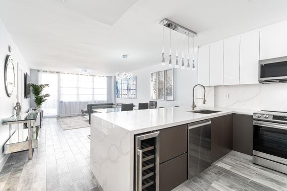 3725 Ocean, Hollywood, FL 33019