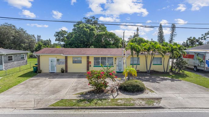 979 Croton, Melbourne, FL 32935