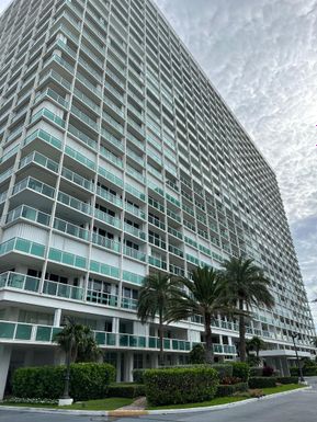2100 Ocean, Fort Lauderdale, FL 33316