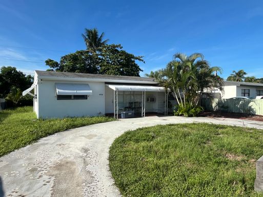 4328 Winchester, West Palm Beach, FL 33406