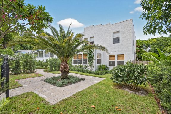 825 34th, West Palm Beach, FL 33407