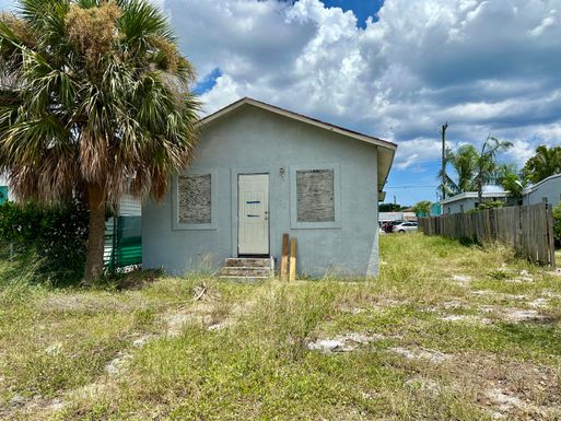 420 H, Lake Worth Beach, FL 33460