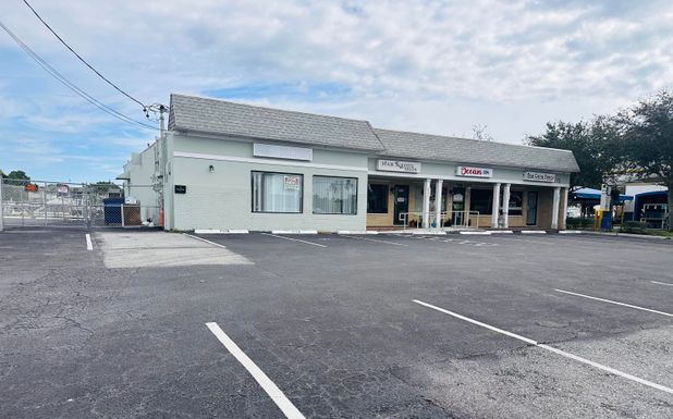 717 Northlake Blvd, North Palm Beach, FL 33408