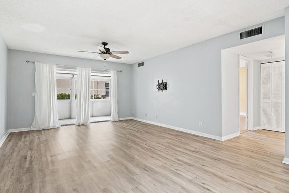 12001 Poinciana, Royal Palm Beach, FL 33411