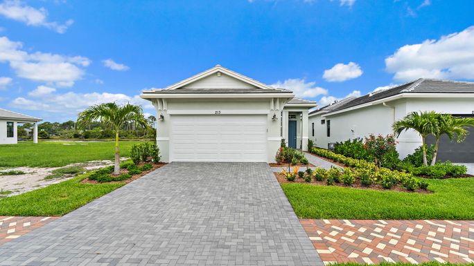 213 Via Sangro, Port Saint Lucie, FL 34952