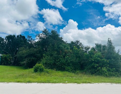 8536 96th Ct, Vero Beach, FL 32967