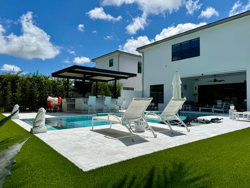 17645 Sparkling River, Boca Raton, FL 33496