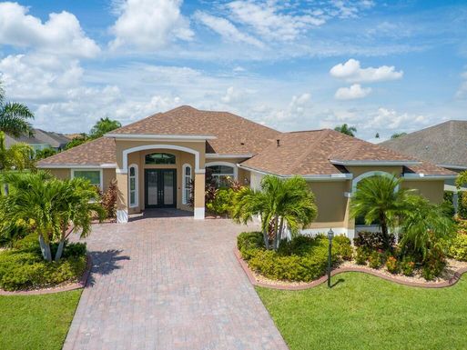 706 Fortunella, Vero Beach, FL 32968