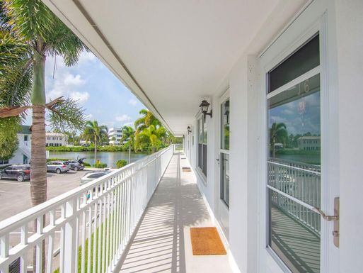 2800 Indian River, Vero Beach, FL 32960