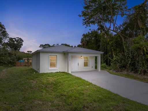 4866 33rd, Vero Beach, FL 32967