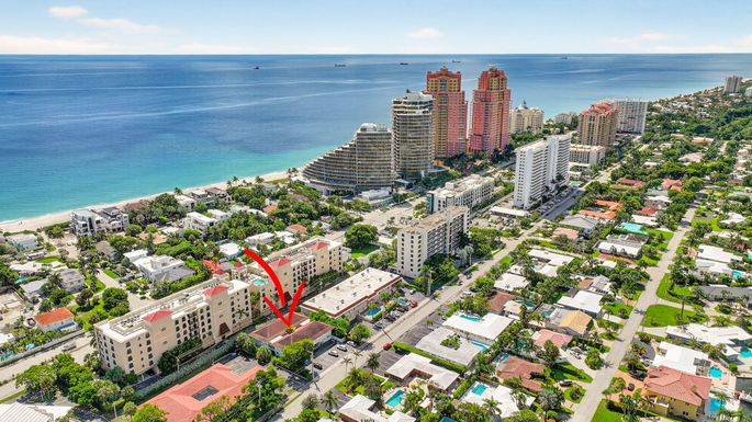 2404 33rd., Fort Lauderdale, FL 33305