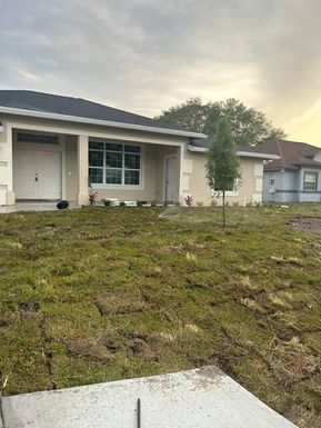 900 Versailles, Port Saint Lucie, FL 34953