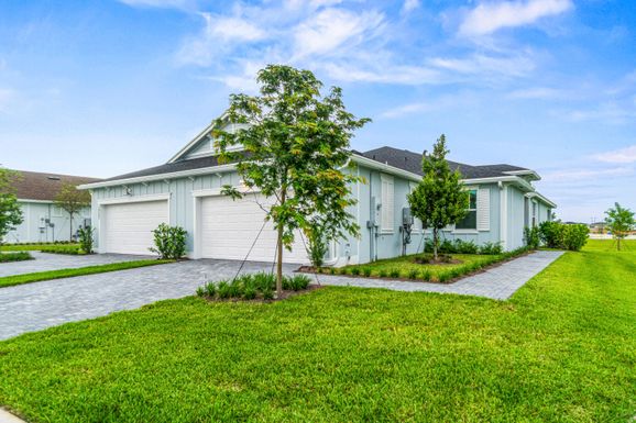 19479 Barn Swallow, Loxahatchee, FL 33470