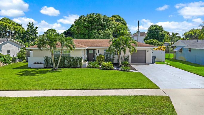 428 Hawthorne, Lake Park, FL 33403