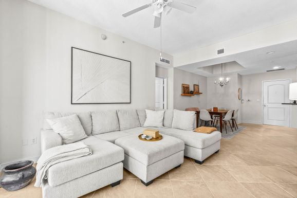 701 Olive, West Palm Beach, FL 33401