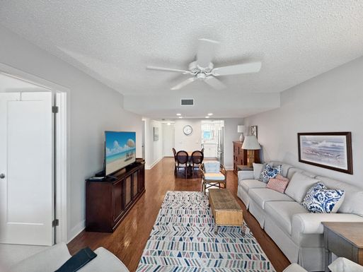 18081 Country Club, Jupiter, FL 33469