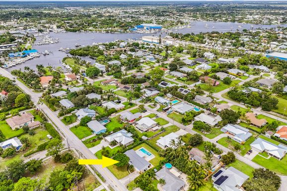 4879 Horseshoe Point, Stuart, FL 34997