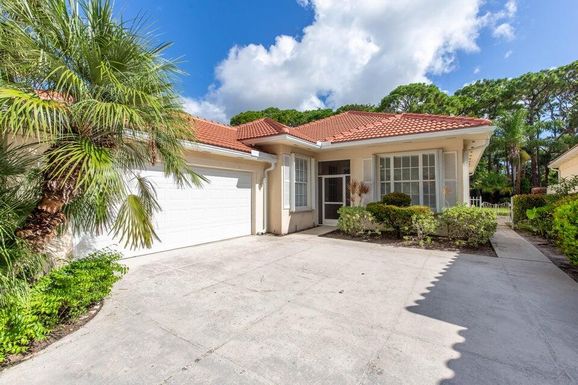 179 Tall Oaks, Palm Beach Gardens, FL 33410