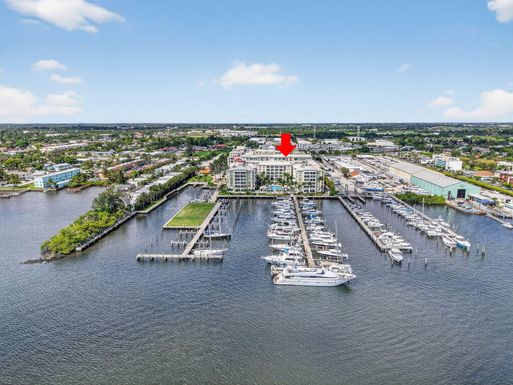 804 Windward, Lantana, FL 33462